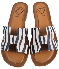 Load image into Gallery viewer, Rpk slipper camoscio stampato zebra
