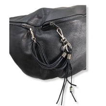 Carica l'immagine nel visualizzatore di Gallery, Rep-ko Borsa  in vitello nero Cow