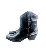 Carica l'immagine nel visualizzatore di Gallery, REP-KO TEXANO PELLE NERA PUNTA ARGENTATA CV717