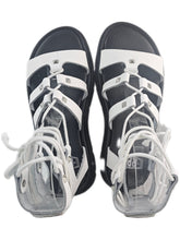 Load image into Gallery viewer, Rpk sandalo PUNK  in pelle bianca