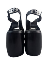 Load image into Gallery viewer, Rpk sandalo plato' 6510 pelle nera con borchie