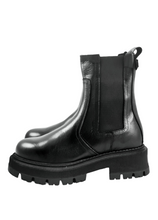 Load image into Gallery viewer, RPK BEATLES KB707 VACCHETTA NERA