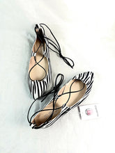 Carica l'immagine nel visualizzatore di Gallery, RUBIRU BALLERINA ALLACCIATA 5756 ZEBRA
