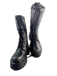 DM 08/C BLACK COWHIDE BOOTS