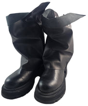 Load image into Gallery viewer, RPK BEATLES KB707 VACCHETTA CON DOPPIO GAMBALE
